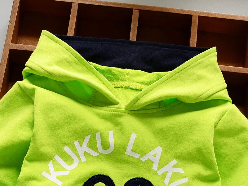 

Free shipping spring autumn children baby boys Hooded sports suit letter 2pcs set kids