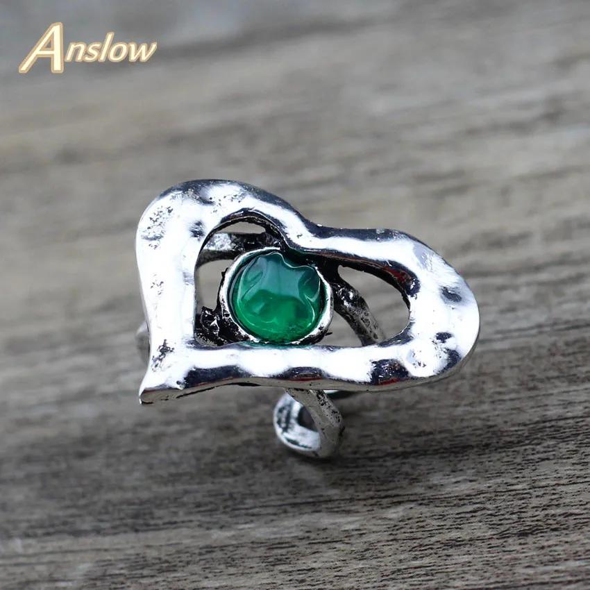 

Anslow 2020 New Designer Retro Vintage Fashion Jewelry Heart Resin Women Ring For Couple Friends Party Birthday Gift LOW0014AR