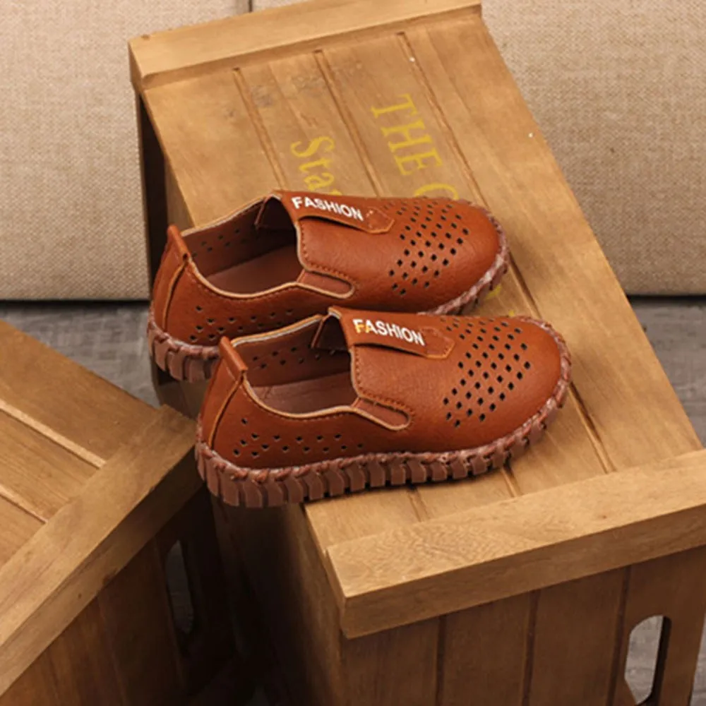 Демисезонные модные детские туфли для мальчиков кожаные официальные