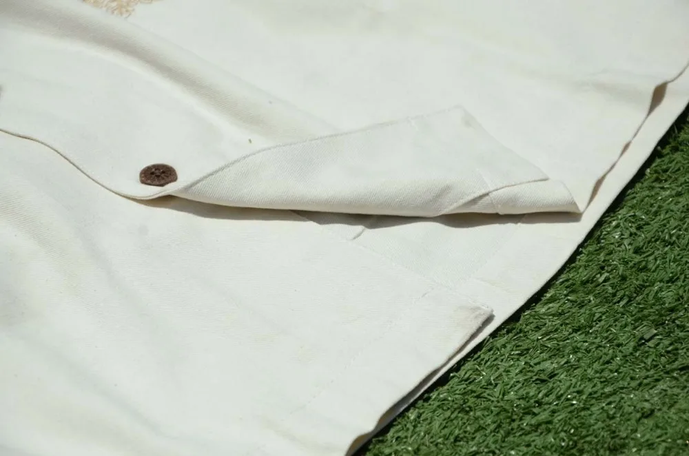 Мужская рубашка с короткими рукавами черно-бежевая/белая шелковая вышивкой