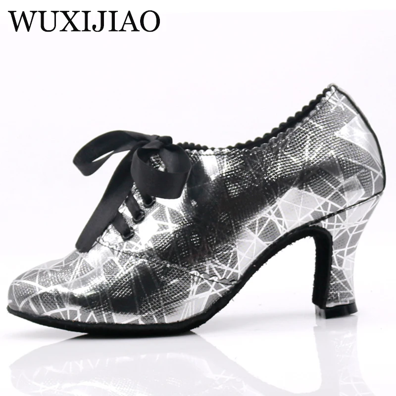 WUXIJIAO/Новинка; обувь черного цвета из искусственной кожи на низком каблуке для женщин; обувь для танцев с закрытым носком в стиле джаз, самбы; Обувь для бальных танцев, сальсы, латинских танцев