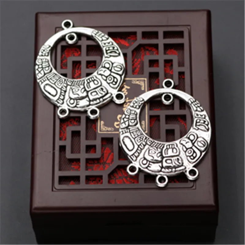 

4pcs Silver Color Lost Civilization Maya Hollow Sun and Moon Totem Charm Necklace Bracelet DIY Metal Jewelry Alloy Connectors