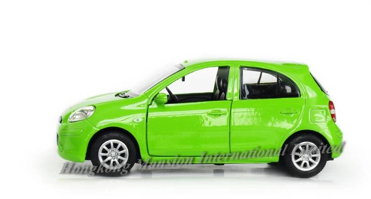 Модель автомобиля под давлением из металлического сплава в масштабе 1:36 для Nissan