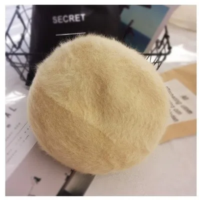 Beige Прямая поставка, женский толстый трехмерный теплый берет, зимний плюшевый однотонный повседневный головной убор, японский дикий бутон, шапка - Цвет: Beige