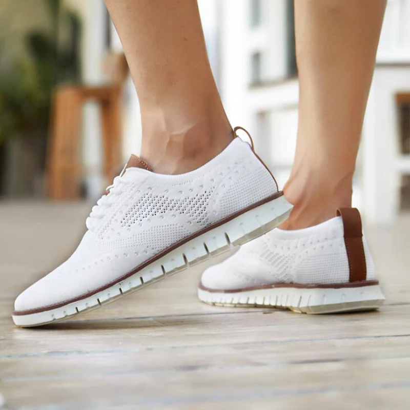 2019 New Bullock Men's Sneakers Ultra-Light Lace-Up Hollow Breathable Casual Shoes Knitted Mesh Large Size 38-46 Man Footwear | Обувь