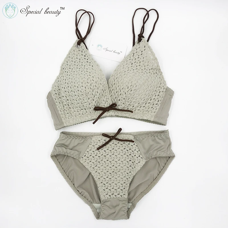 Free shipping!!!Special beauty Pure girl Cotton Lace Print Hollow Wireless Push Up Lift Cup Additive liner Comfortable Deep V | Женская