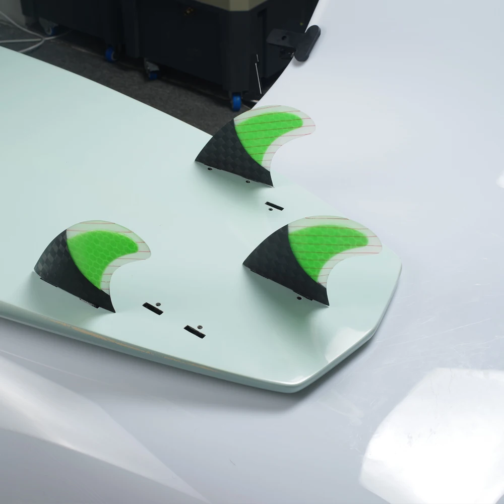 Новый продукт прямо carbonfiber квадратный половина углерода серфинга плавники thruster