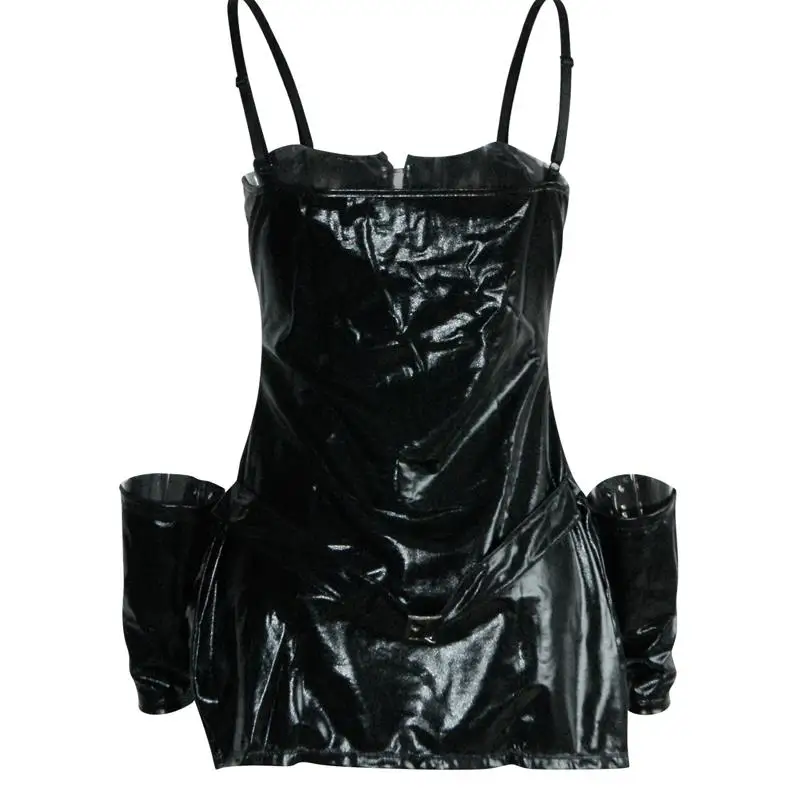 Интересно красота с мокрым эффектом госпожа мадам наряд крюк и глаз спереди