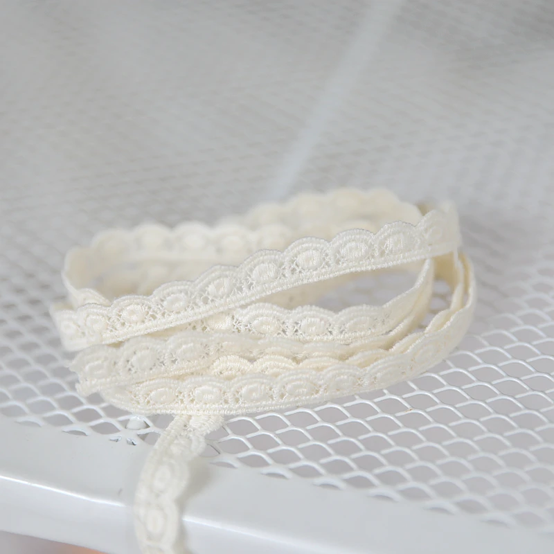 25meters/lot Ivory Cotton Scallop Embroidered Lace Trim 0.9cm Wide DIY CRAFT For Choker Doll Dress Wedding D042 - Free Shipping | Дом и сад