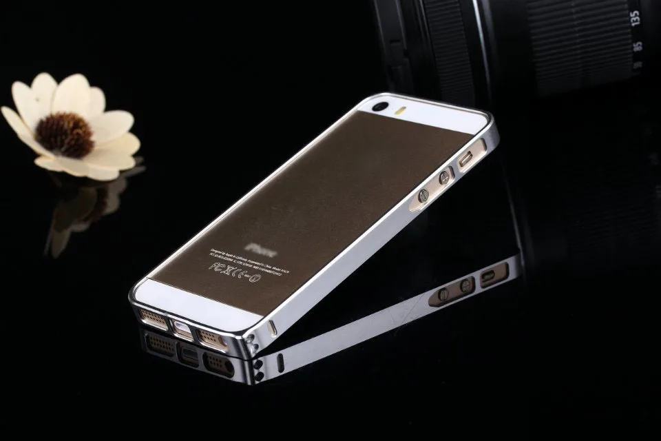 Straight edge metal frame without volume button and single color lock screw case for Iphone4 cases Iphone 4s |