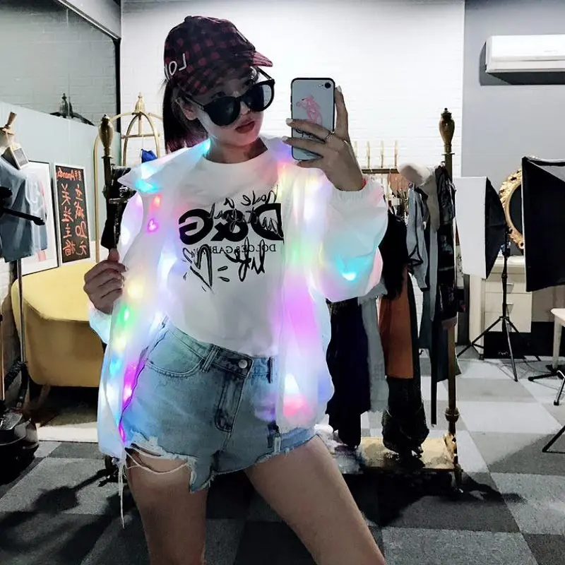 Новая мода для мужчин и женщин унисекс DJ блестящая белая Солнцезащитная одежда Высокое качество LED Фонарь
