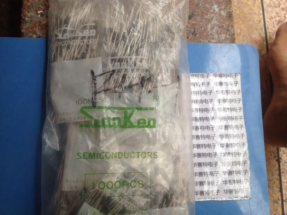 

Оригинальный новый 100% большой ток безполярный конденсатор 20UF350VAC 206 K платиновая машина (индуктор)