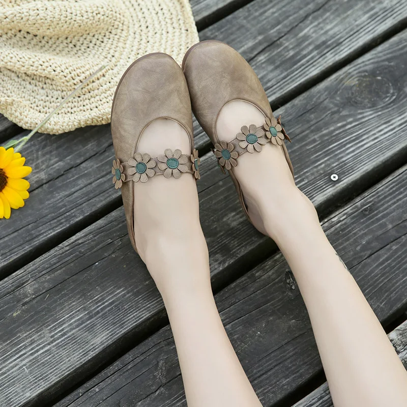 Новая женская обувь кожаная на плоской подошве модные Лоферы ручной работы с