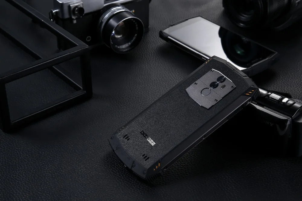DOOGEE S55 Android 8,0 IP68 водонепроницаемый смартфон 5500 мАч 5," 4 Гб ОЗУ 64 Гб ПЗУ MTK6750T Восьмиядерный 13 МП мобильные телефоны