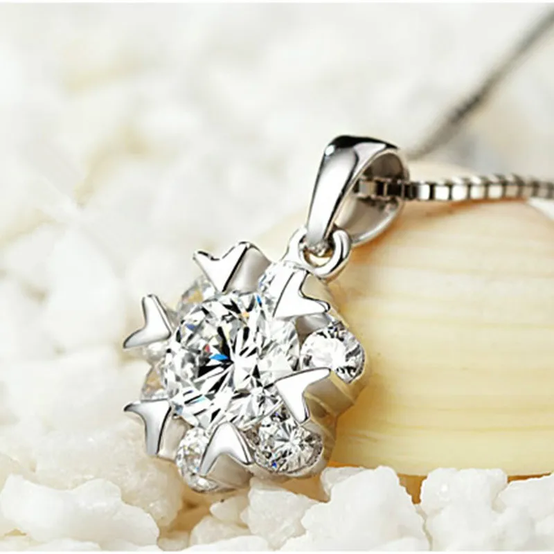 

100% 925 sterling silver fashion shiny crystal snowflake ladies pendant necklaces jewelry short chain women no fade gift