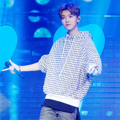 EXO Lu Han Wu Yifan одежда с капюшоном красного цвета плюс кашемировое осенне-зимнее