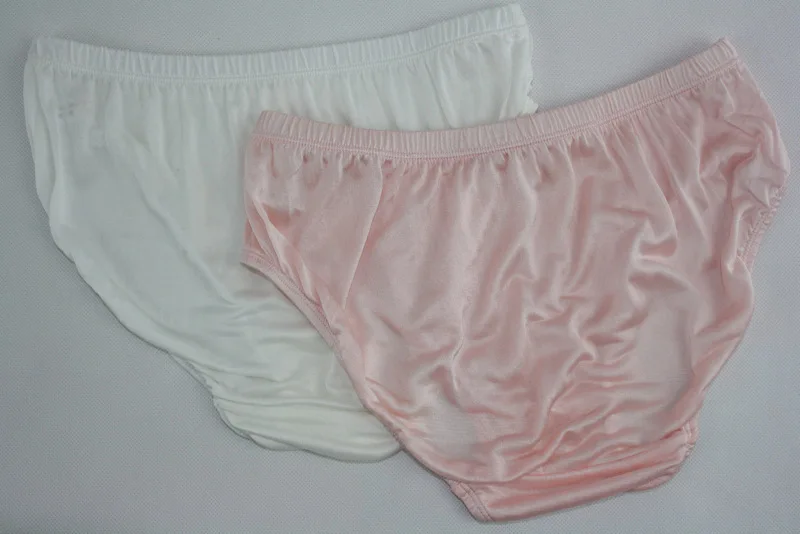 Good quality 100% silk knitting ladies underwear, wrapping code underwear wholesale