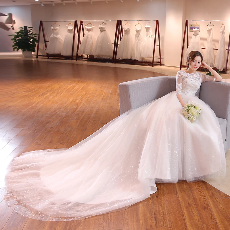 Белые свадебные платья с коротким рукавом 2020 длинным шлейфом для невесты