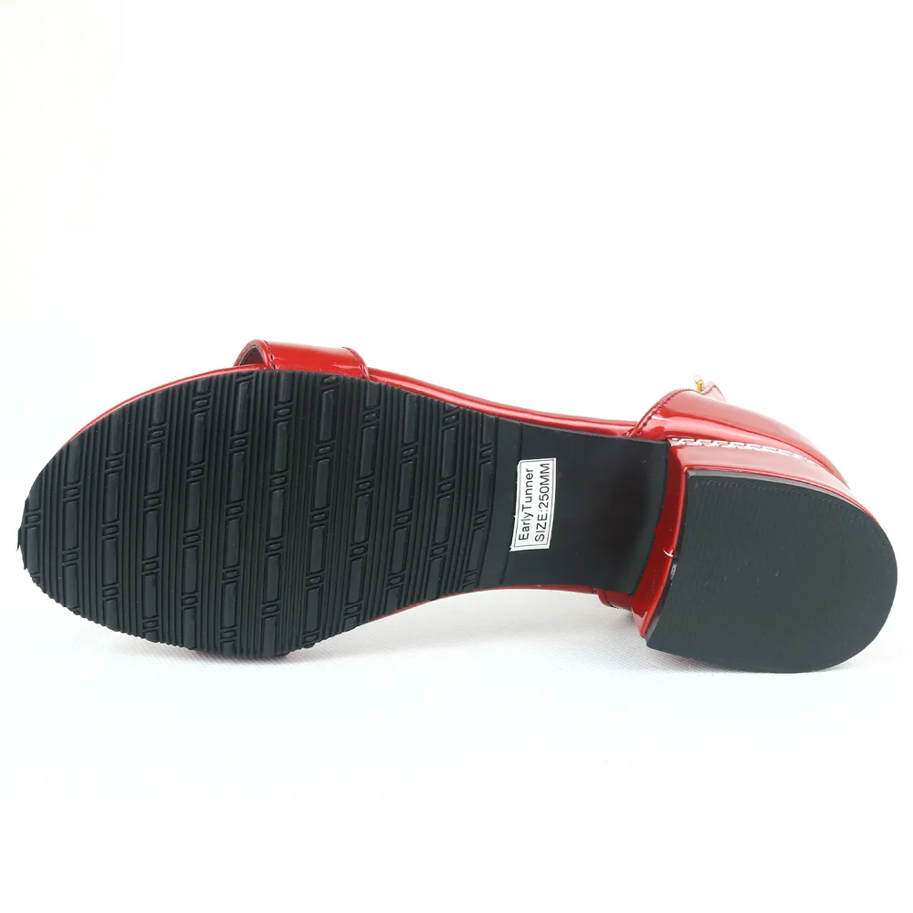 Модные брендовые женские повседневные сандалии красного серебряного и бежевого