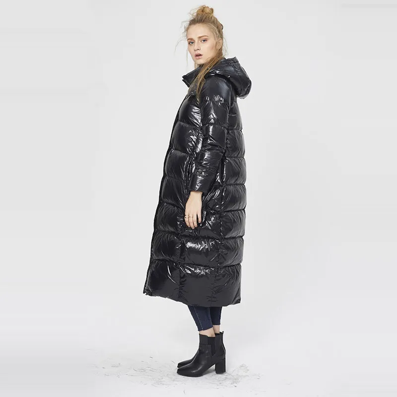 Свободный утиный плащ размера плюс 5XL, новинка, зимний женский плотный длинный пуховик с капюшоном, пуховая куртка W57