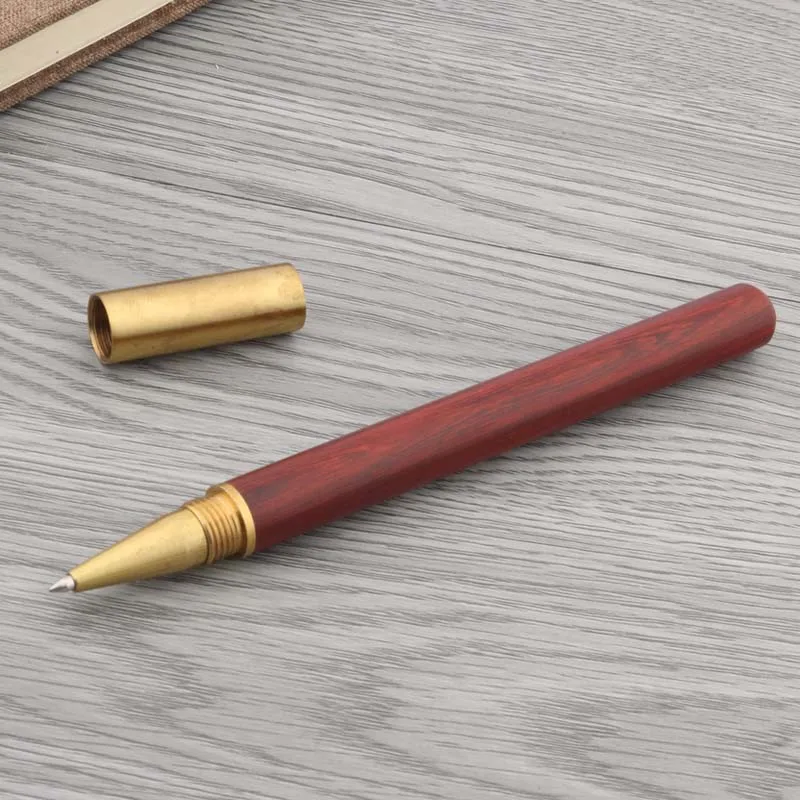 

Красная деревянная ручка-роллер Chouxiongluwei