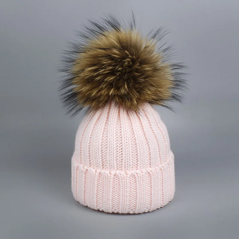 Hat Pink Шапка с помпонами для мальчиков и девочек, теплые вязаные с помпоном из меха, шапка с помпоном и шарф, комплект, детская зимняя шапка с помпоном из натурального меха енота, Skullies - Цвет: Hat Pink