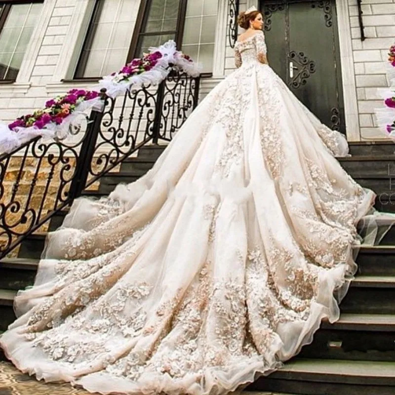 Элегантное Длинное Свадебное платье из тюля с аппликацией Королевский поезд