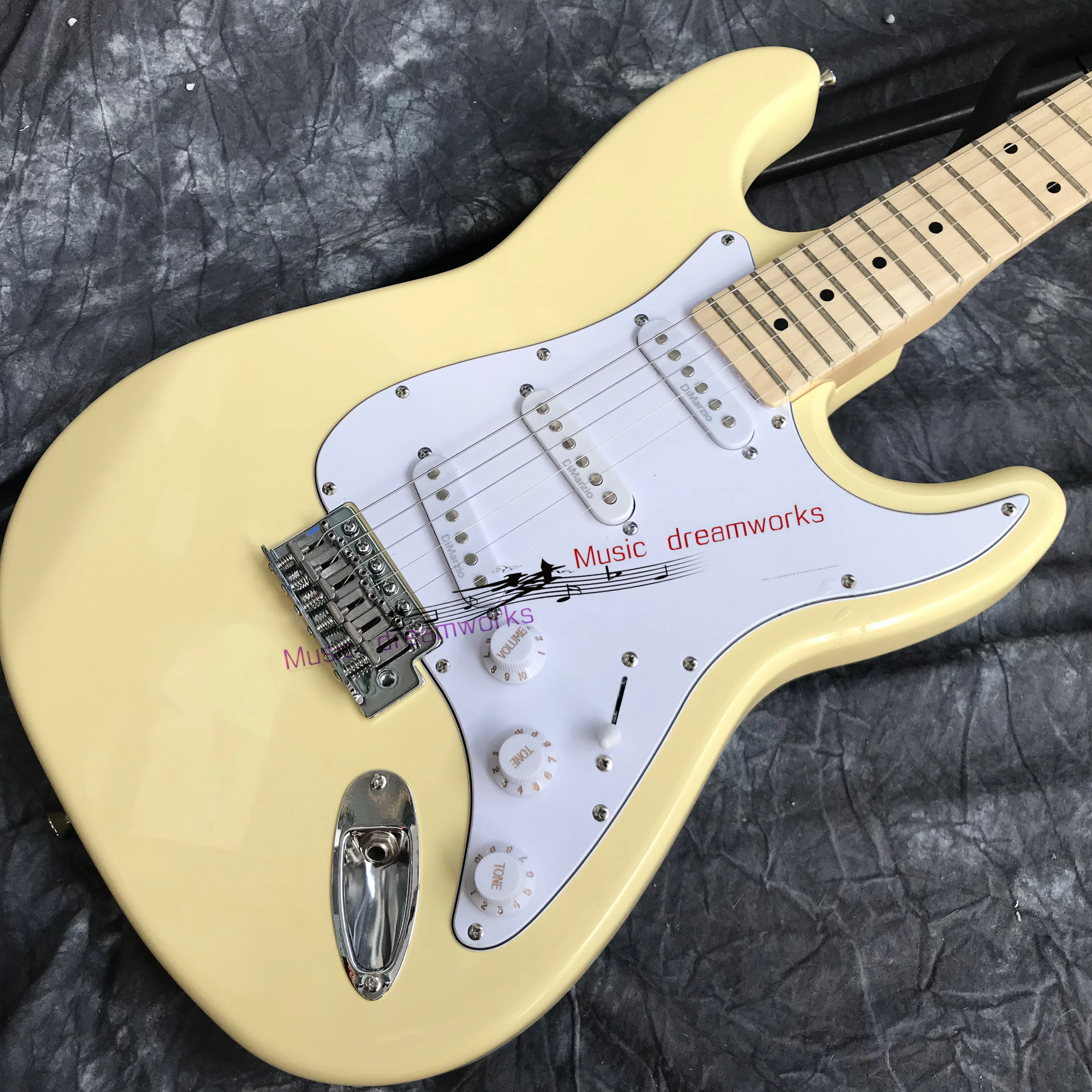 

China Becoda Electric Guitar F s T Electric Guitar Classic milk yellow color Free shipping