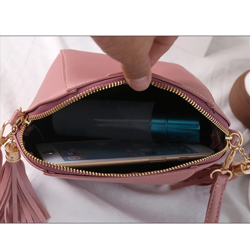 Женская сумка мессенджер M R. L кожаная на плечо с кисточками 2018|Сумки ручками| |