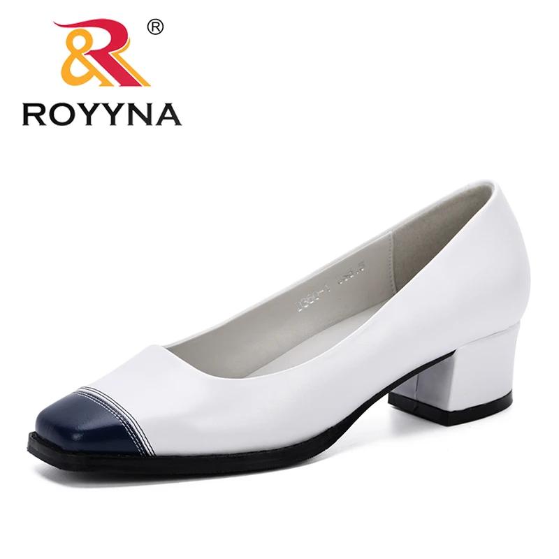 

Туфли-лодочки ROYYNA женские на низком каблуке, вечерние и свадебные модельные туфли, квадратный носок, без застежки, разные цвета, 2019