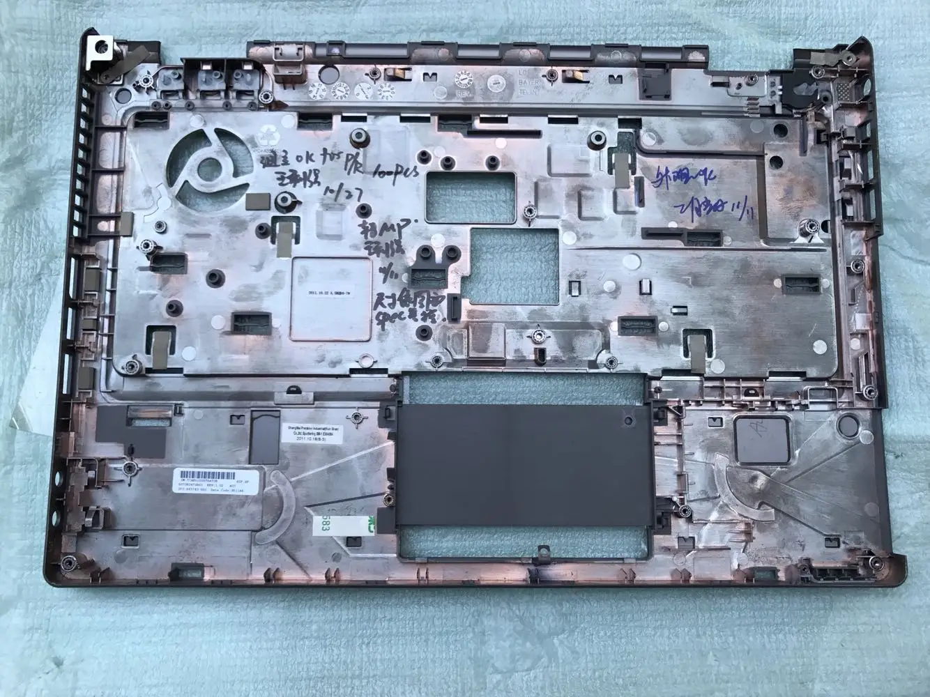 

Original laptop Cover For HP 6460B 6465B 6470B 6475B Palmrest Touchpad Top Cover 642743-001