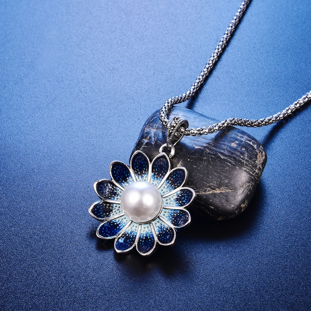 Комплект из колье серёг и кольца с эмалью серебристого цвета|Ювелирные наборы| |