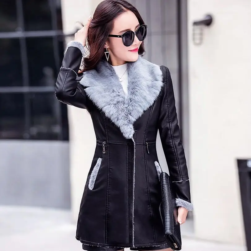 Женское длинное пальто из ПУ кожи облегающее бархатное толстое черное большого