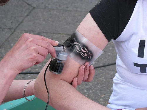 Мини воздушный компрессор TC 20 Портативный Аэрограф тела Краски Временные