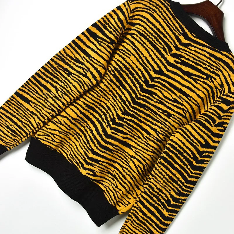 Fashion Tiger Head Pattern Women Sweater 2018 Winter Yellow Black Hit Color Leopard Jacquard Knit Cool Pullovers | Женская одежда