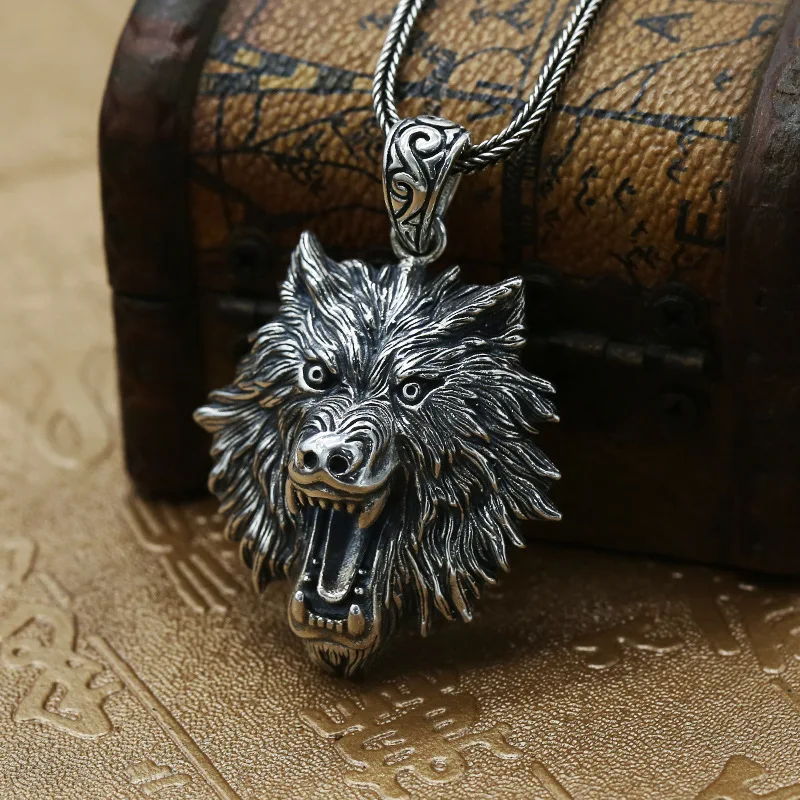 

Factory Wholesale S925 Sterling Silver Jewelry Domineering Wolf Head Pendant Men Retro Thai Silver Exaggerated Chain Pendant