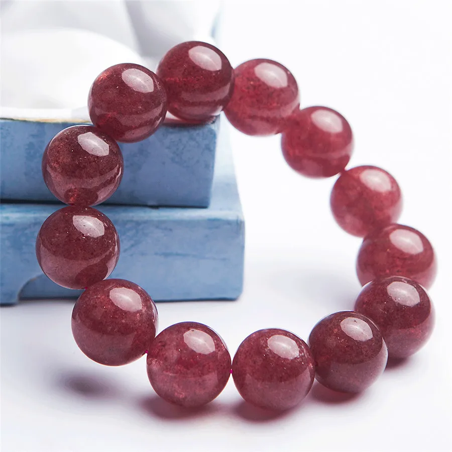 Женский браслет из натурального Красного кварца с клубничным кристаллом 100% |