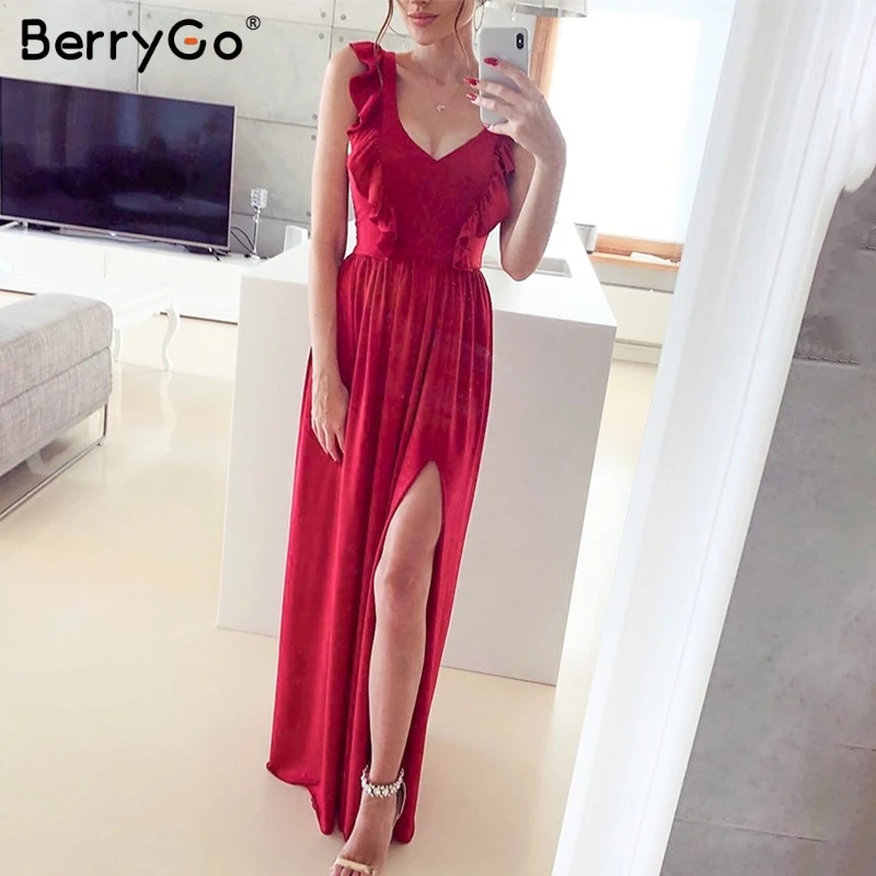 Женское длинное платье с оборками и круглым вырезом BerryGo красное рождественское