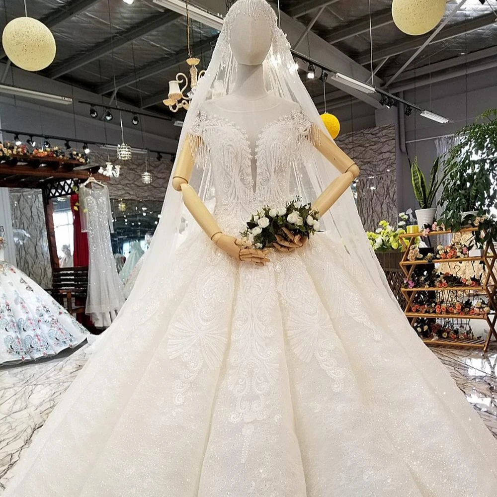394212 изысканное классическое свадебное платье с вышитыми цветами и кисточками в