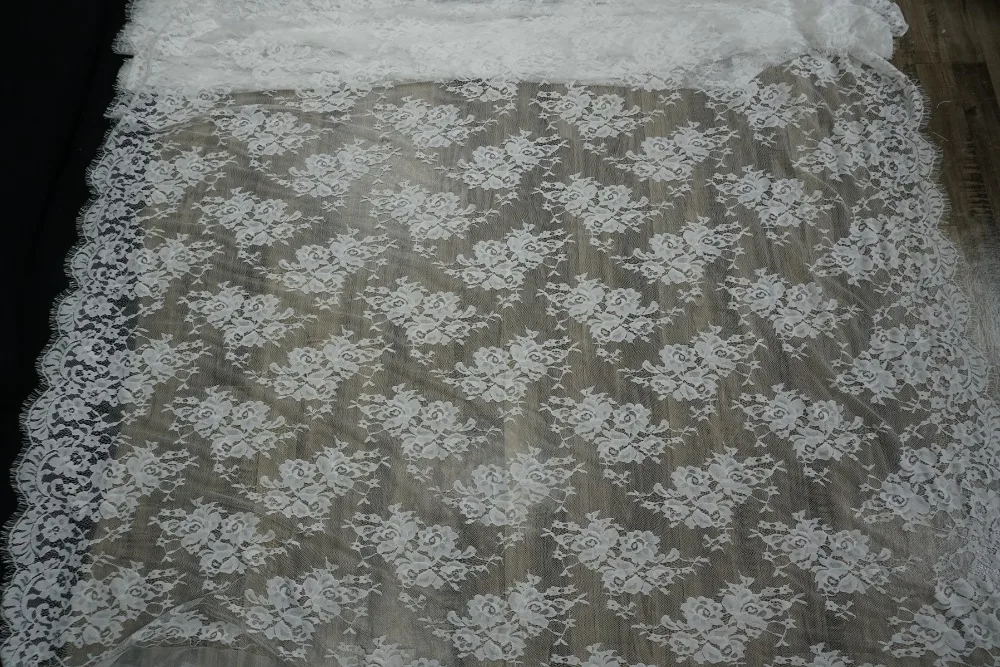 Lucy Lace Boutique 150x300 см/шт. Хорошее качество свадебное платье кружевная ткань с белыми и черными цветами ресницы кружева шантильи
