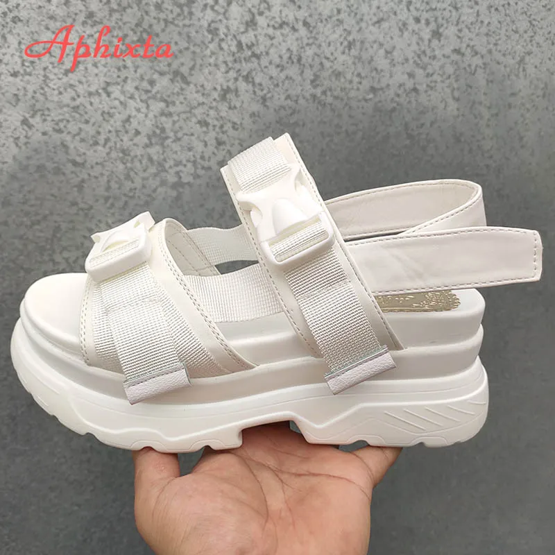 White Aphixta/; Босоножки на платформе; женская обувь; красная обувь на толстой танкетке; кожаные женские пляжные сандалии-шлепанцы с пряжкой; женская обувь - Цвет: White