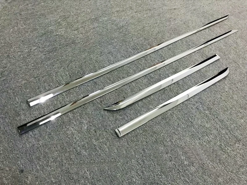 

Car Styling Accessories 4PCS ABS Chromed Exterior Car Body Molding Cover Trim For Toyota Camry XV70 2018