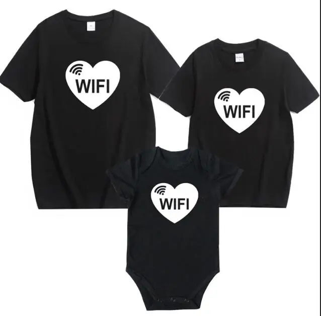 price is a T-shirt Летняя футболка для всей семьи одежда «Мама и я» г. Одинаковые футболки для семьи с надписью «Love wifi battery» модный Семейный комплект одежды, футболки, топы - Цвет: price is a T-shirt