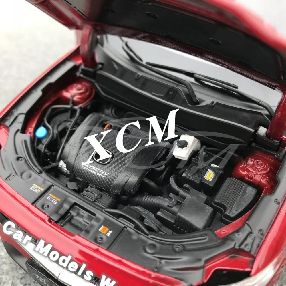 Литая под давлением модель автомобиля для всех новых CX 5 CX5 поколения 2 1:18 (красный)