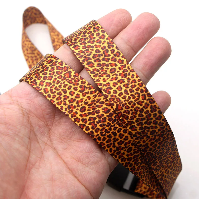 P2800 Dongmanli leopard print Lanyard бейдж ID Lanyards/веревка для мобильного телефона/брелок для ключей, аксессуары для ключей