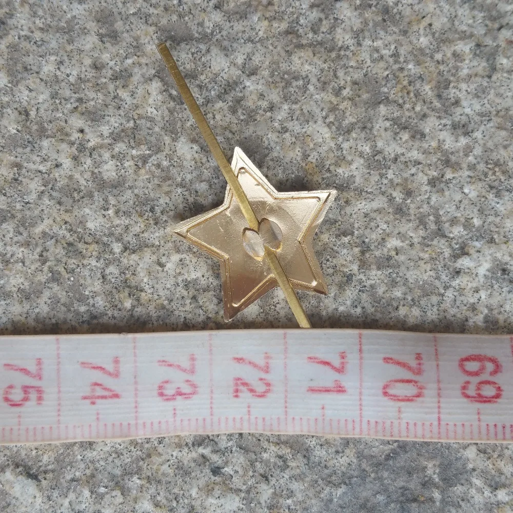 Значок времен Второй мировой войны в стиле Советской Армии с красными звездами и