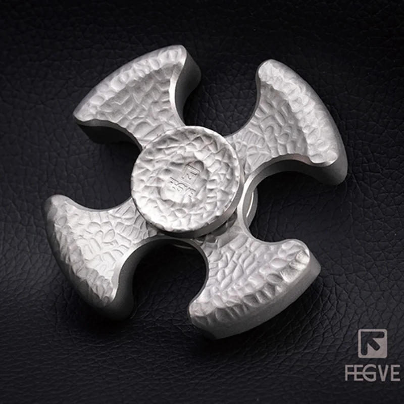 Fegve Одежда высшего качества Спиннеры гравировка логотипа Титан EDC руки Spinner Для