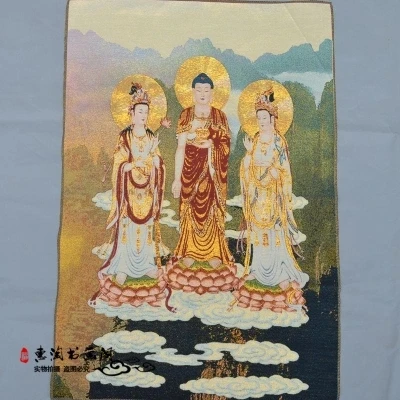 

Старинная вышивка из парчи (Xiangyun. Гуаньинтагата)