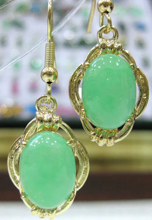

beautiful fashion light green stone bead earrings 5.29