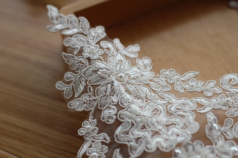 Alencon цвета слоновой кости кружевная отделка высокого качества ручной работы с